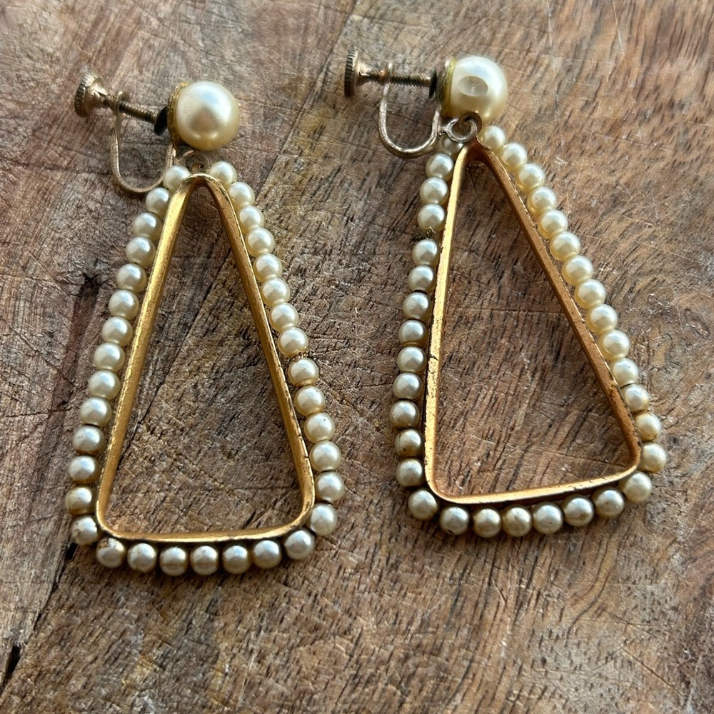 Elegant Vintage  1960’s Gold tone and Faux Pearl Triangle Earrings